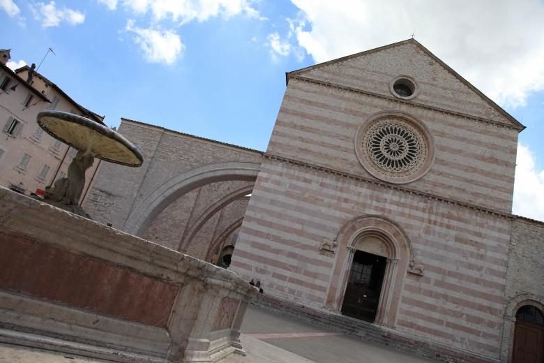 Immagine: Basilica of Santa Chiara 