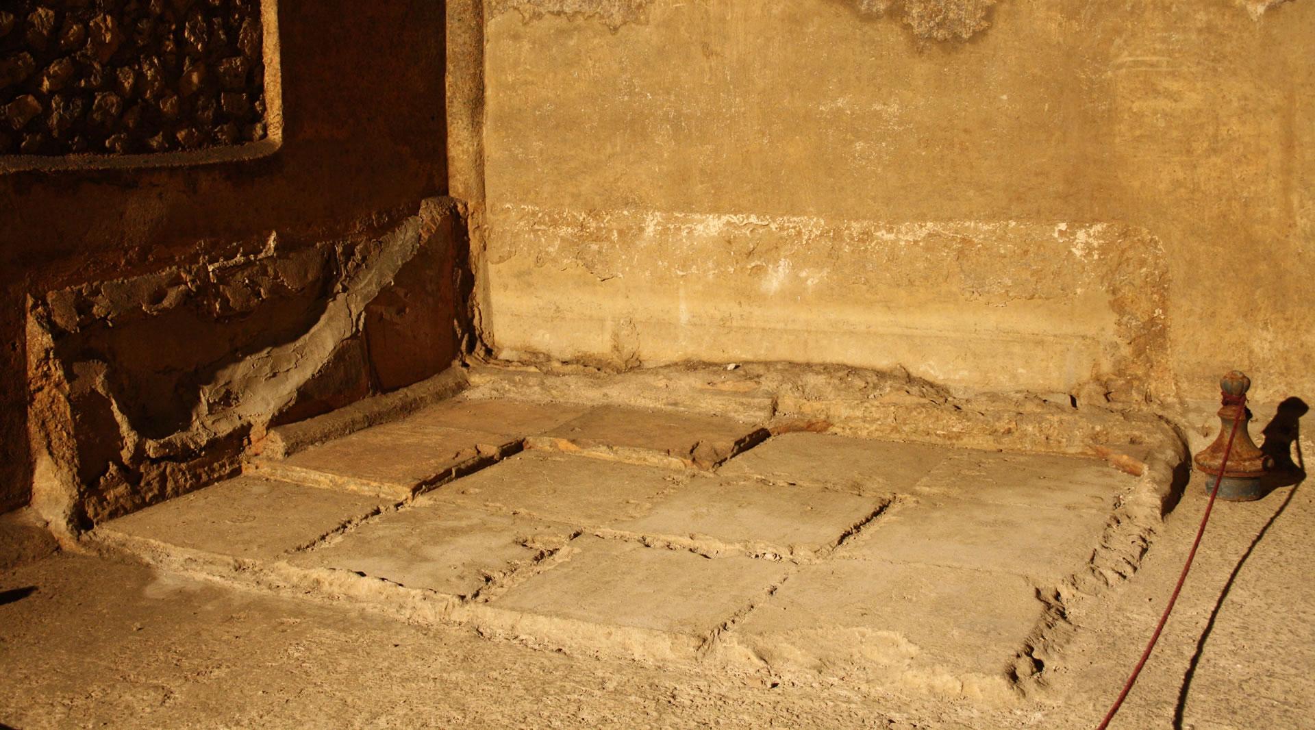 interno dell’Ambiente 10 con pavimento realizzato in mattoni bipedali