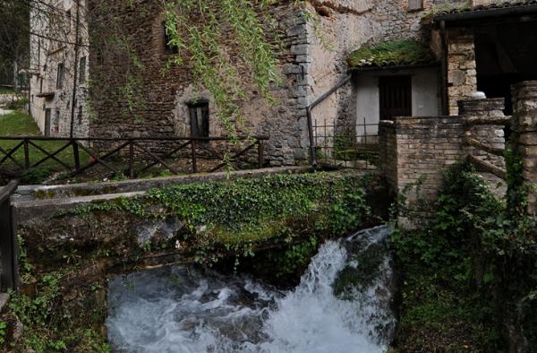 Titolo: Rasiglia and its springs 