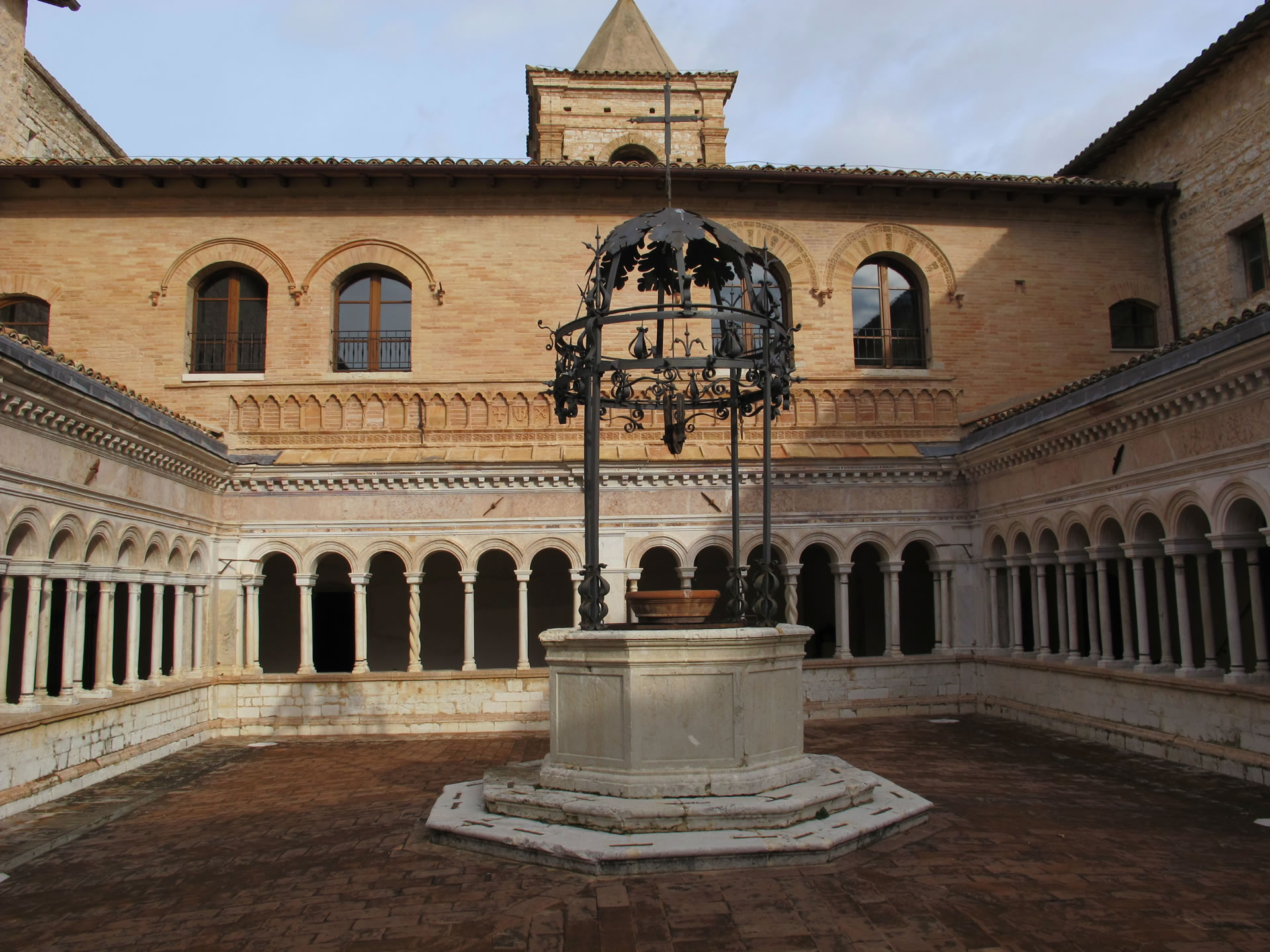 Abbazia di Santa Croce di Sassovivo