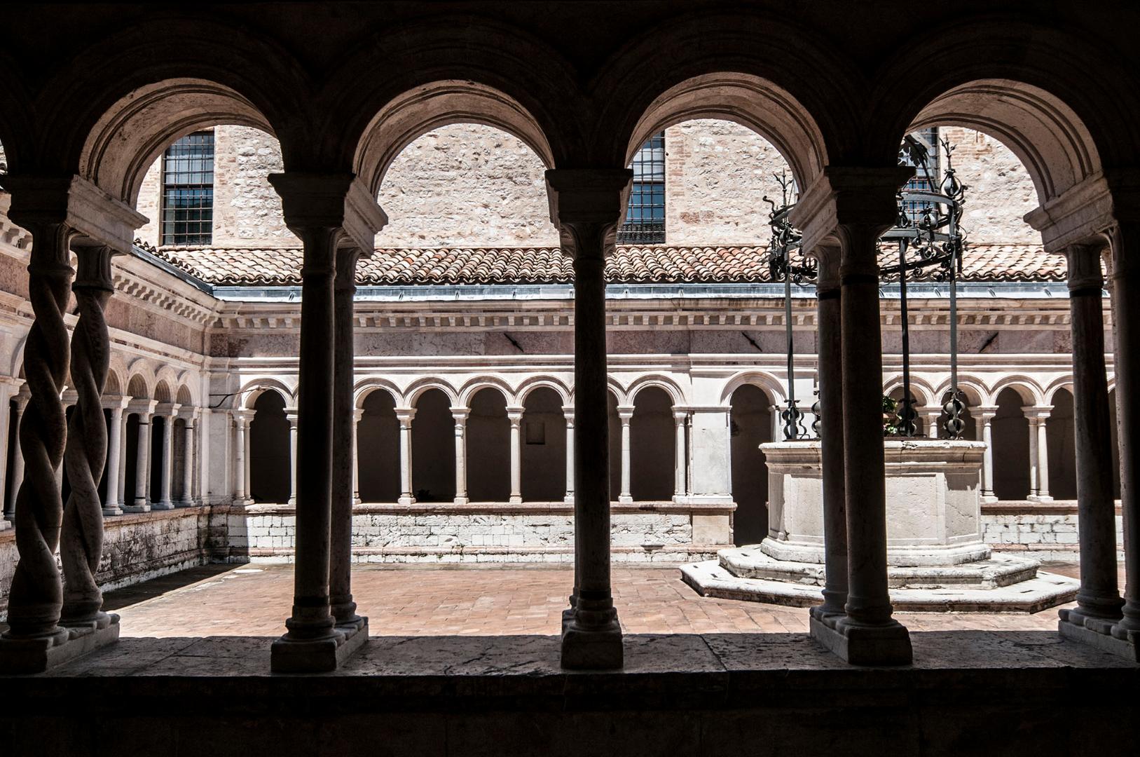 Abbazia di Santa Croce di Sassovivo