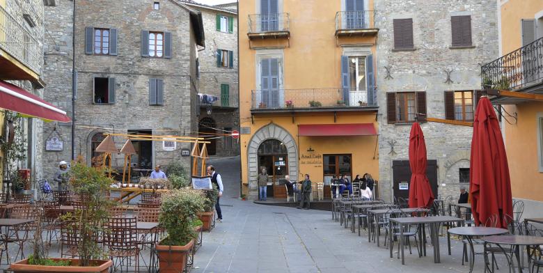 Immagine: Piazza Fortebraccio - Montone