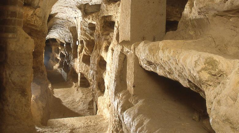  Catacomb of Villa San Faustino 