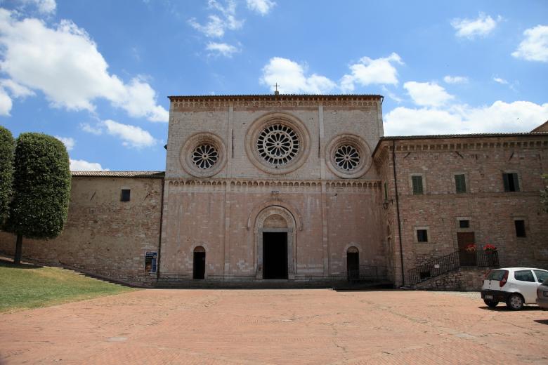  Abbazia di San Pietro ad Assisi 