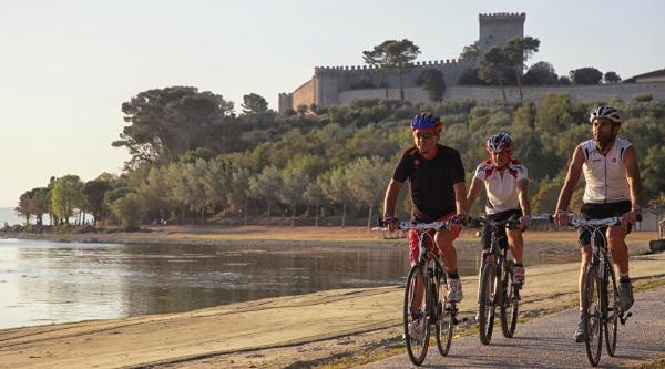  The hills between Lake Trasimeno and Tuscany 
