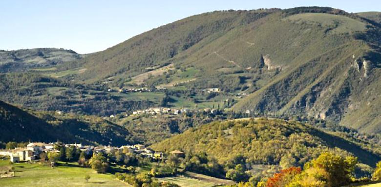 Titolo: Hiking in Valnerina: the loop walk around Monte Meraviglia 