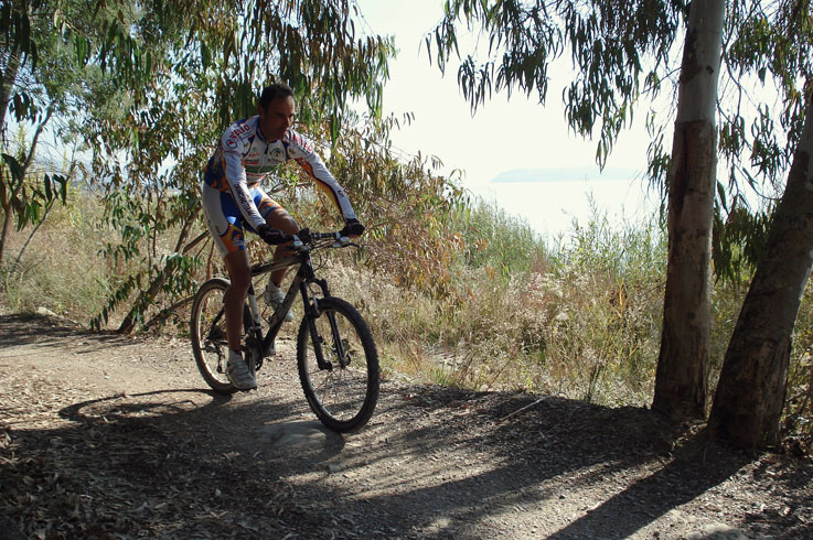 Entre Castiglione et Tuoro le long du lac Trasimène