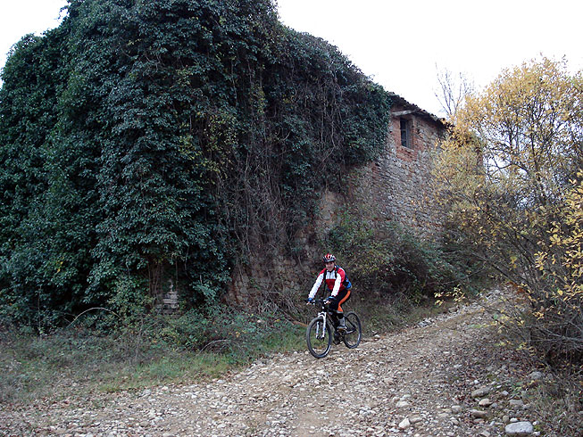 Über den Monte Pausillo von Paciano nach Città di Castello
