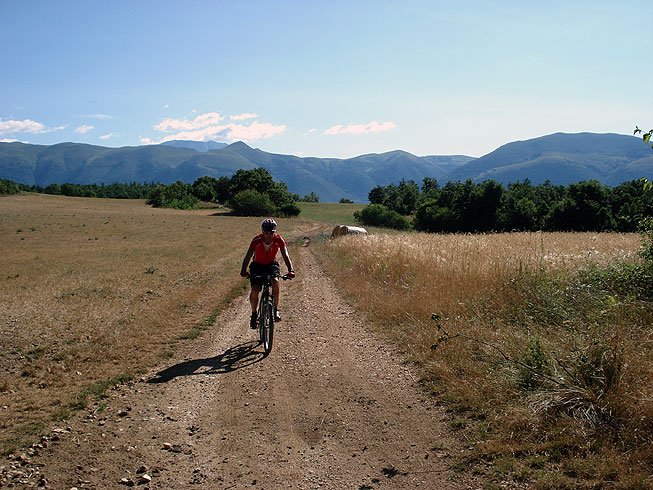 Cascia: prati e boschi sui monti di Santa Rita