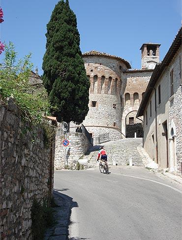 Colli e castelli intorno a Corciano