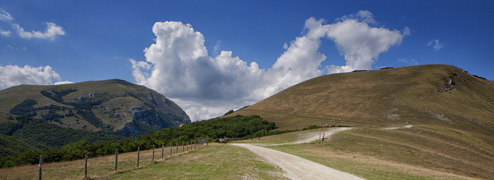  TREKKING IN UMBRIA 