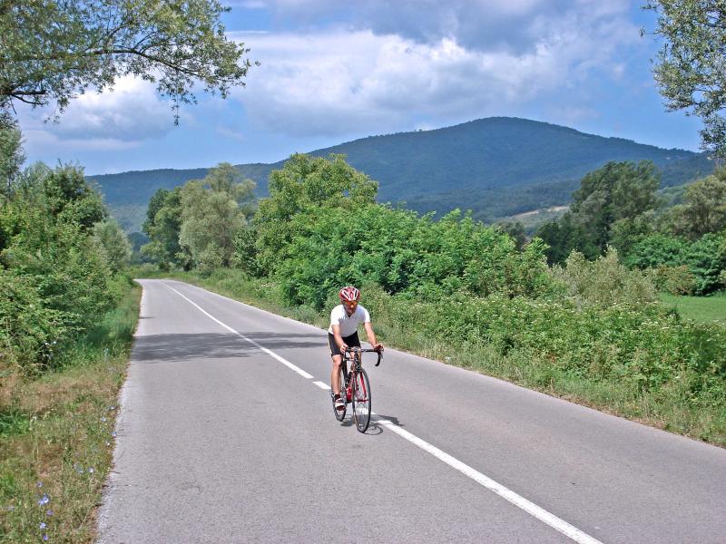 L’Appennino e le verdi colline di Gualdo Tadino