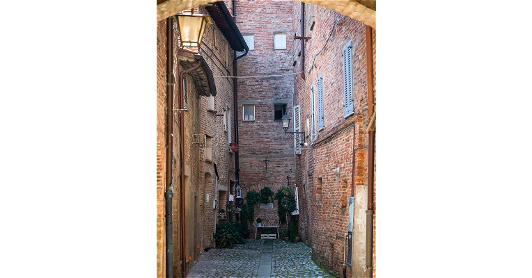 Immagine: From Via Fiorenzuola to the ancient alleys of artisans and shopkeepers