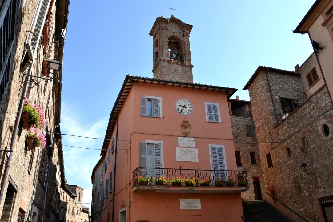 In Umbria, along the Romea Germanica Road
