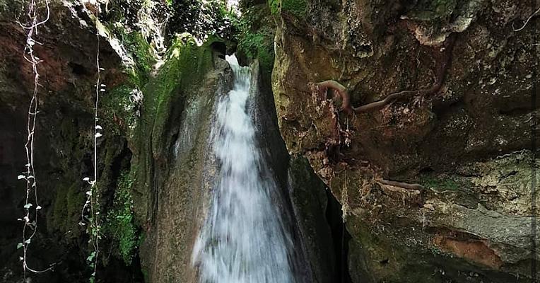 Titolo: Le fonti naturali di acqua in Umbria