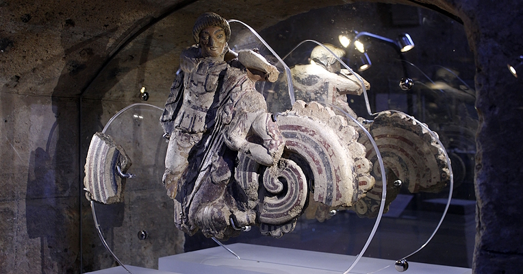 Acroterion depicting the matricide of Orestes, in painted red and black terracotta, from the Sanctuary of Cannicella in Orvieto