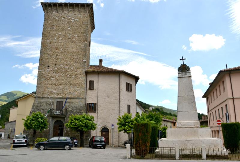 Titolo: Scheggia, tra storia e natura