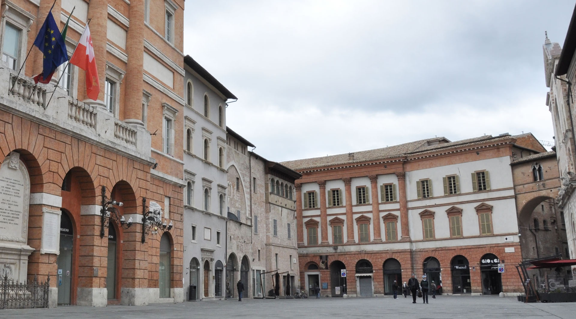 Bella veduta esterna di Palazzo Trinci