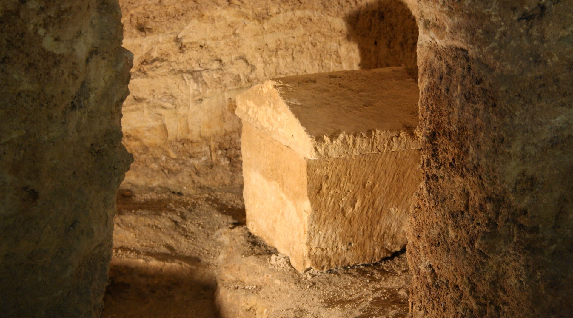 Strozzacapponi Necropolis