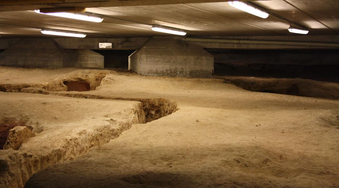 Strozzacapponi Necropolis